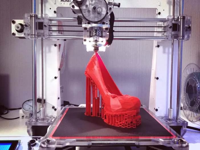 Jak zrobić projekt do drukarki 3D: 5 kroków dla początkujących